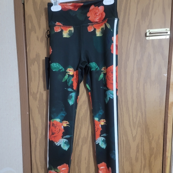 Noli Pants - *FINAL* NOLI ROSE LEGGING: FLORAL PRINT: BLACK/RED: NWT: SZ XS